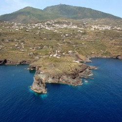 Scavo archeologico subacqueo - Cala Tramontana (Pantelleria)