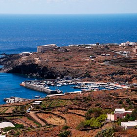 Veduta del Porticciolo di Scauri (Pantelleria)